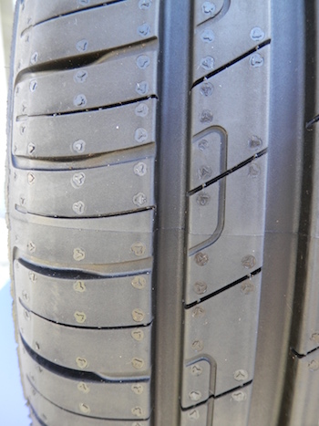 Goodyear EfficientGrip Performance