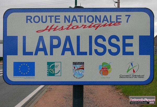 Le panneau de Lapalisse