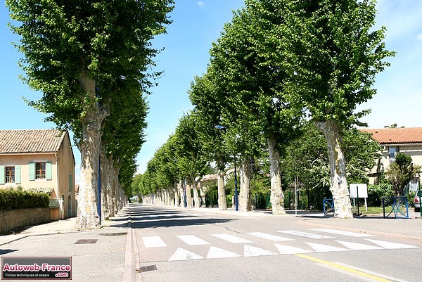 Une avenue désertée depuis la déviation de la nationale 7