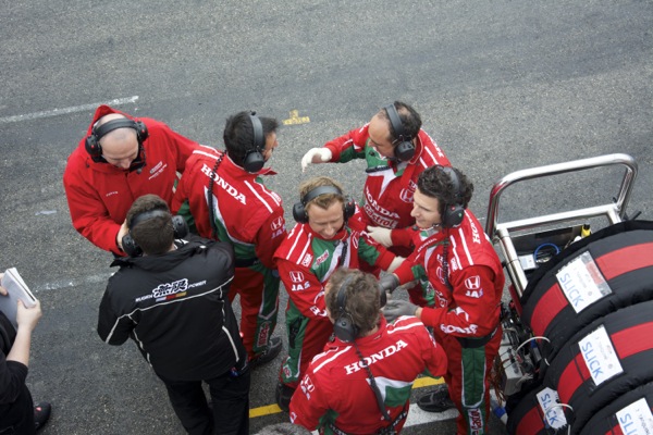 L'écurie JAS-Honda, totalement mobilisée