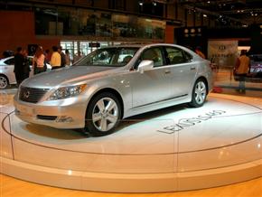 Lexus LS460