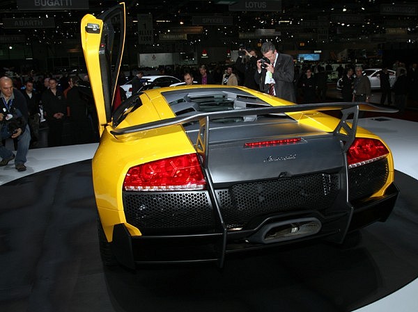 Lamborghini Murcielago LP 670-4 SV