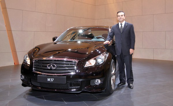 Infiniti M37