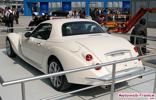 Mitsuoka Himiko