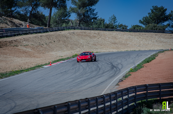 Lotus Driving School au circuit du Grand Sambuc